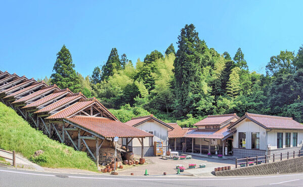 【島根】子どもと楽しむ工場見学＆体験8選｜和菓子作りや陶芸、発電所の内部見学も