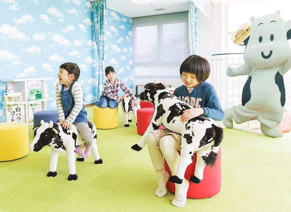 おいしさの裏側を学べる！【鳥取県】で楽しむ工場見学＆体験スポットまとめ5選《春のおでかけに♪》