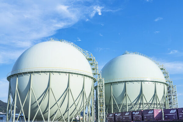 あの“伯方の塩”もタダ⁉ 愛媛で楽しめる工場見学8選。できたて試食もできる人気スポットを厳選