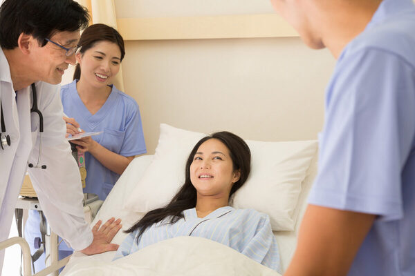 「絶対に大丈夫、ちょんと産ませたげるしな」助産師さんほど頼りになるものはなかった…！【先輩ママ体験談】