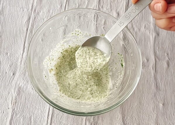 【秒でなくなるウマさ】余ったおせちの「かまぼこ」が大変身！「かまぼことコーンの磯辺揚げ」