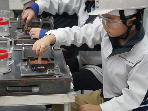 【キッザニア×モビリティショー】予約パンクも納得！ これがトヨタ・日産・マツダ本気の「お仕事体験」小4男子も大興奮♡