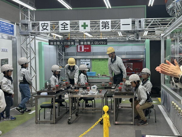 【キッザニア×モビリティショー】予約パンクも納得！ これがトヨタ・日産・マツダ本気の「お仕事体験」小4男子も大興奮♡