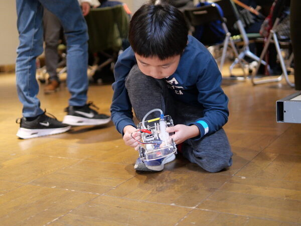 東大でまさかの「タイヤ交換」ガチ体験!? 親子でハマる無料の“工学フェス”が凄すぎた