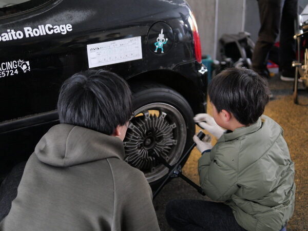 東大でまさかの「タイヤ交換」ガチ体験!? 親子でハマる無料の“工学フェス”が凄すぎた