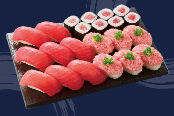 まぐろ好き歓喜！8貫＋鉄火巻きで1,150円！小僧寿しの「超まぐろ寿しフェア」が平日限定開催