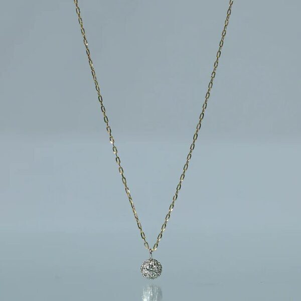 結婚記念日の新定番。宝石に託す「ありがとう」愛を象徴するアニバーサリーストーンのジュエリー