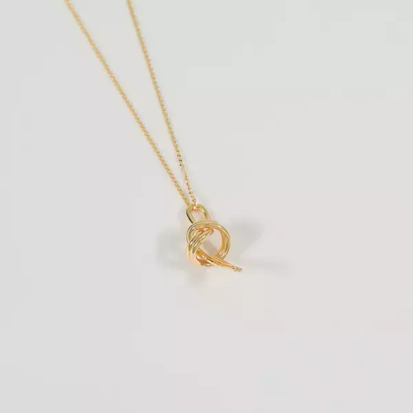 センスと手仕事の融合。シンプルなのに惹きつけられる…タイムレスな価値を宿したジュエリーの魅力