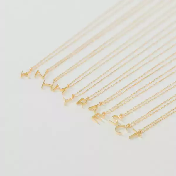 センスと手仕事の融合。シンプルなのに惹きつけられる…タイムレスな価値を宿したジュエリーの魅力