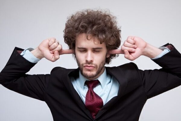 【知らないと恥ずかしい】「サラリーマンは海外で通じないよ」会社員のことは英語でなんて言う？