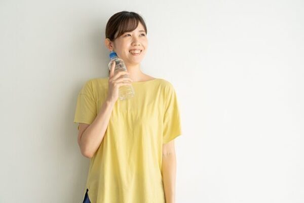 「ペットボトル」が海外で通じないって知ってた⁉ 正しい言い方は？