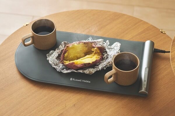 【画期的！！】広げればそこは「冷めない食卓」。使わない時はクルッと丸めて引き出しへ。時間差ごはんへの“神回答”アイテム