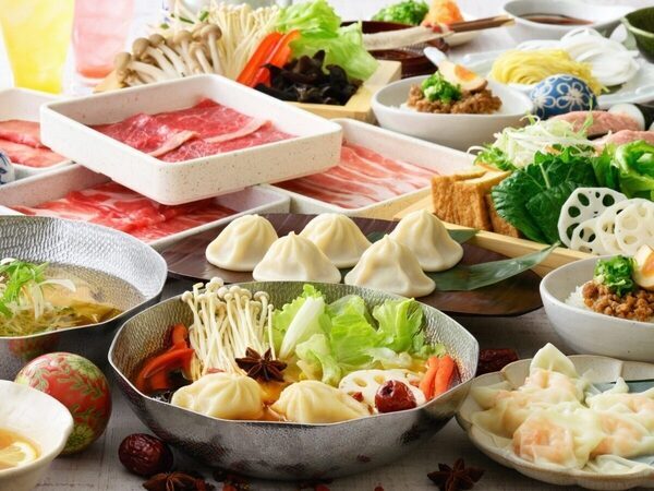 【食べ放題】『生海老しゃぶしゃぶ』が食べ放題で復活。海老の旨味が溶け出した“濃厚リゾット”まで堪能できる贅沢コース