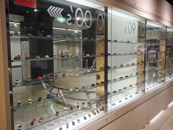 「僕のデザインが現れた！」小4男子がレーザーで刻んだMy定規に感激。科学技術館の2大体験プログラムに1日で挑戦（東京・千代田区）