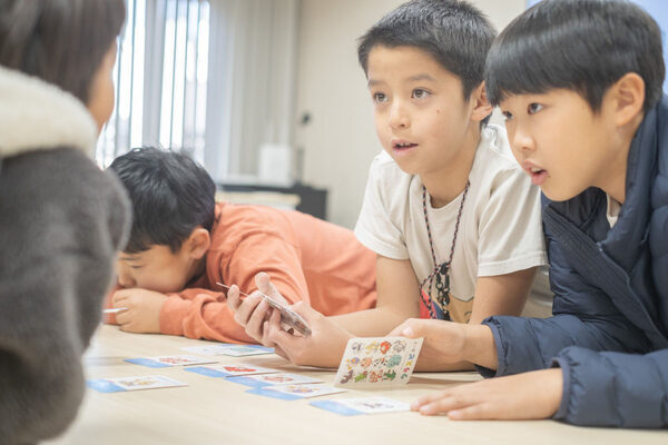 スポーツ現場でのいじめ予防と絆を深めるカードゲーム「ゲミワ」体験会を開催