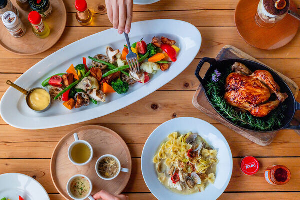 【22種類の調味料を食べ比べて、世界を旅する】味覚を育てるイベントが100本のスプーンで開催