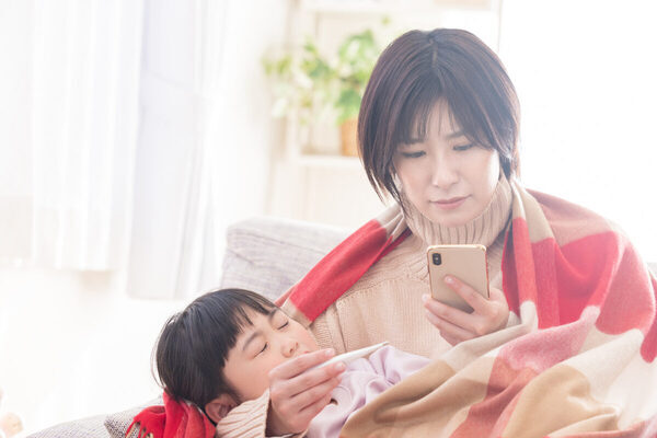 「来週大丈夫かな」思ってたのと違う…フルタイム共働きもう無理。育休明け復職の現実に疲弊する親たち