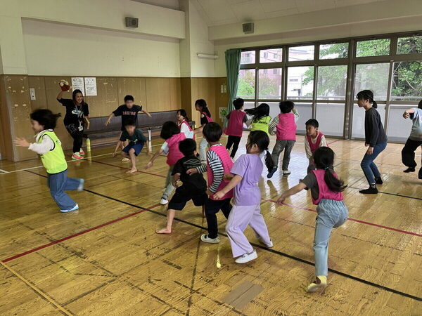運動不足を遊びで解決！ 学校でも家でもない、子どもの第三の居場所「進化した児童館」がスゴイ