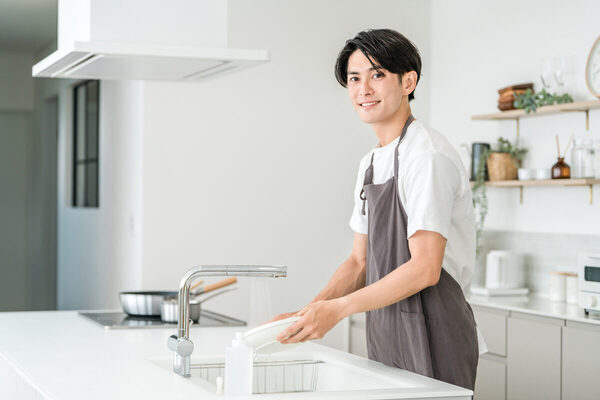 「今日は俺が寝かしつけしてみる」娘のイヤイヤ期に一生懸命だった夫に感謝の言葉