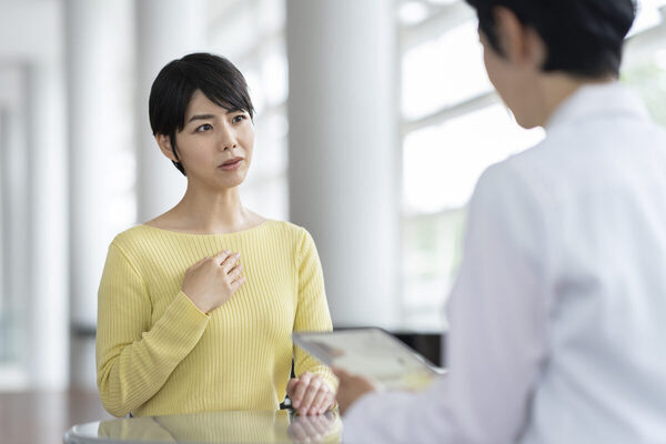結婚後に妻の病気がわかり…通院の日々に落ち込むも、夫を見ていると「悩んでる自分が馬鹿らしくなりました！」