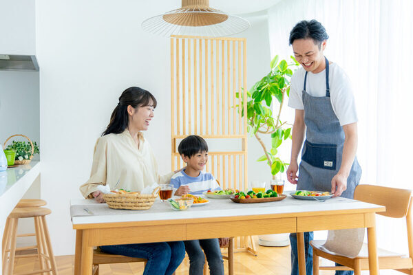 育休夫がリクエストに応えたメニューに子ども「なんかちがう…」も不機嫌にならず笑い飛ばした夫に感謝！