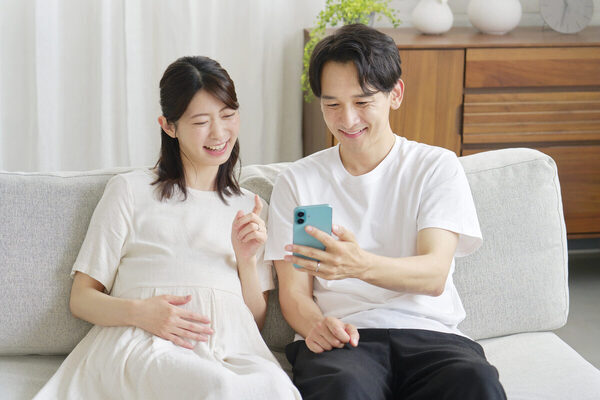 つわりや帝王切開の傷の痛みを乗り越えて、双子を生んでくれた妻 #家族に伝えたい「ありがとう」