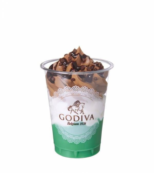 夏はチョコミントに決まり！混ぜるたびに表情が変わるチョコミントパフェ⁉GODIVAのチョコミントフェスが5月15日スタート