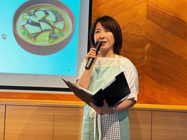 はい、1分で完成。知らなきゃ損する「フリーズドライみそ汁」の超簡単レシピ