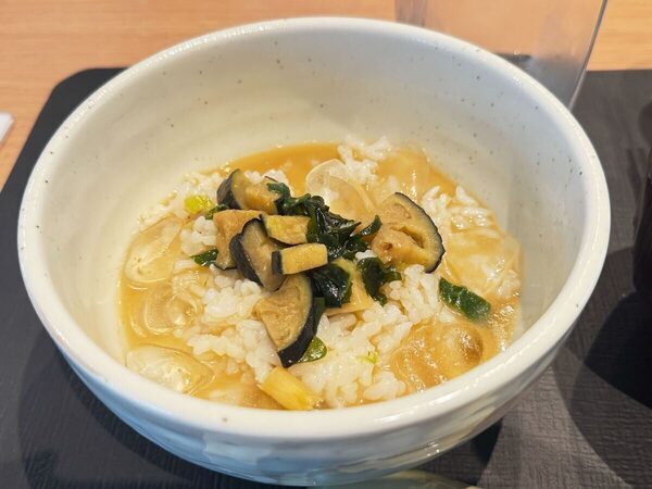 はい、1分で完成。知らなきゃ損する「フリーズドライみそ汁」の超簡単レシピ