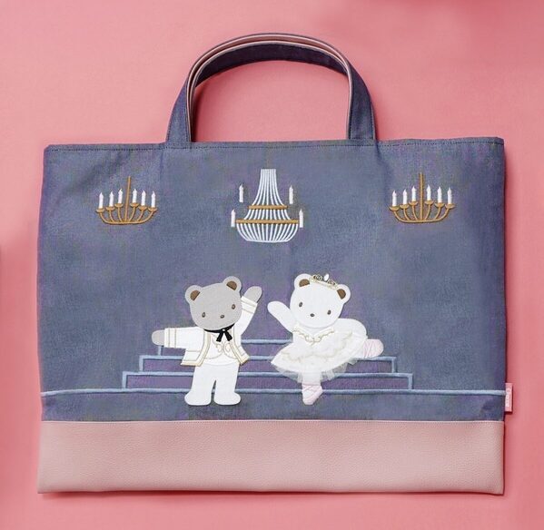 「さすがファミリア」ってなるかわいさ。ファミリア×チャコット初コラボ限定7アイテムが6月26日発売