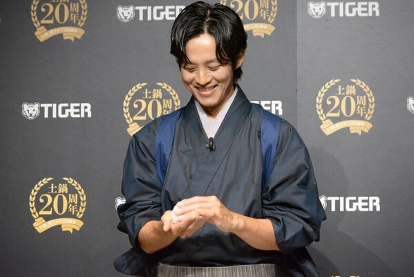 松坂桃李さんがプライベートでの“ごはん愛”を語る「炊き込みご飯も作ります」