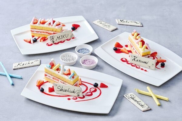 ホテルのパティシエに直接習うショートケーキ作り。コック帽とエプロンで本格リトルパティシエ体験が東京で開催