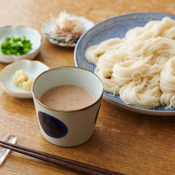 「これぞ流しそうめん」子どもも大人も楽しそう！自宅のテーブルでできる。本格竹製セット見つけた！