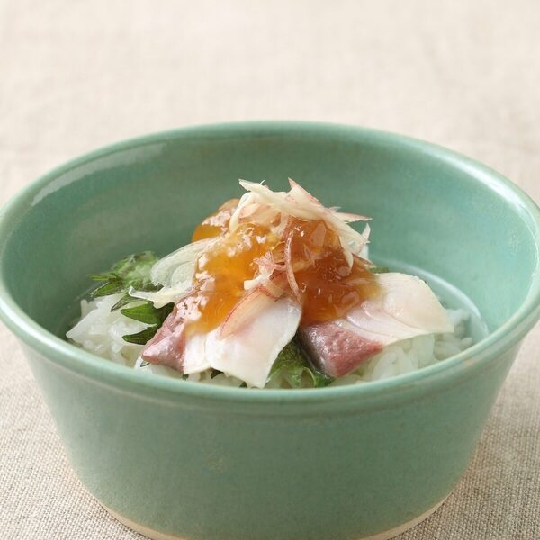 「これぞ流しそうめん」子どもも大人も楽しそう！自宅のテーブルでできる。本格竹製セット見つけた！