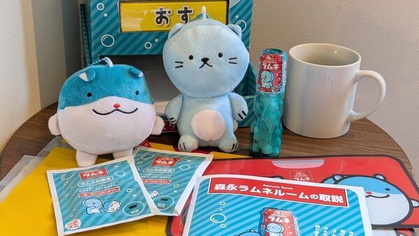 恐竜ロボットが迎えるフロントは「未来みたい」羽田でできる非日常体験、母娘の1泊2日宿泊レポ