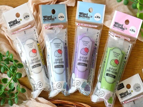 【100均】品切れ続出「ホイップクリームのり」使い方のコツは？縮む対策＆映えアレンジ4選