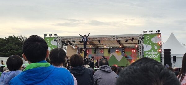 「今年も絶対行きます」 広～い会場が【家族の幸せな時間】で溢れるとっておきの野外フェス「nobinobi」が最高だった