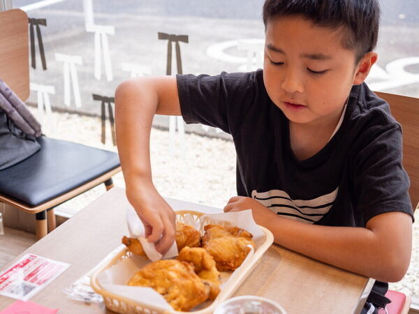 「ここで働いてみたい」小5息子の夢、広がる。ケンタッキーで感動のお仕事体験