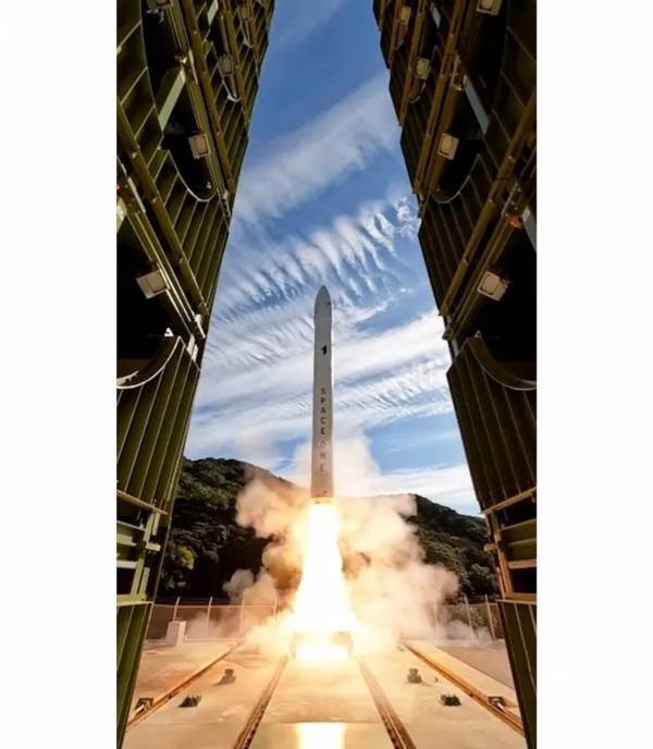 小島よしおが1日館長に。世界初の3Dプリンター駅舎に民間ロケットも！京都鉄道博物館で“ちょっと先のミライ”展【夏】