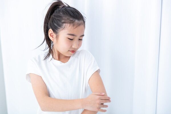 子どもから「体毛が気になる」と言われたらどう対応するのが正解？ 皮膚科医が教える「子どもの体毛ケア」で本当に大事なこと
