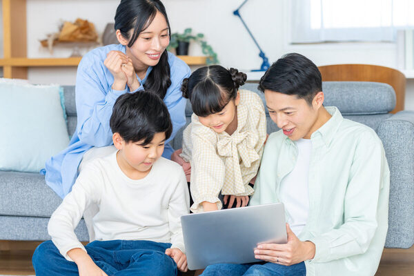 生成AI時代の読書感想文、親はどうサポートする？ AIを使いこなすママですら陥った罠と活用法