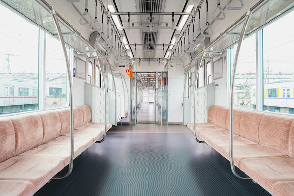 40組限定の狭き門。まだ誰も乗ってない新型車両に親子で乗れる夏休みイベント！東武東上線90000系の親子試乗会
