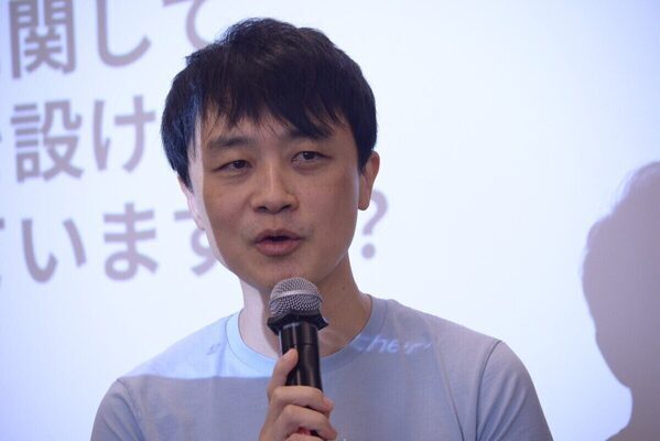 夏休み中の子どものスマホ・タブレット、どう制限すべき？ Google・YouTubeの“中の人”が実践している「我が家のルール」