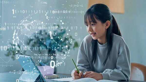 夏休み中の子どものスマホ・タブレット、どう制限すべき？ Google・YouTubeの“中の人”が実践している「我が家のルール」