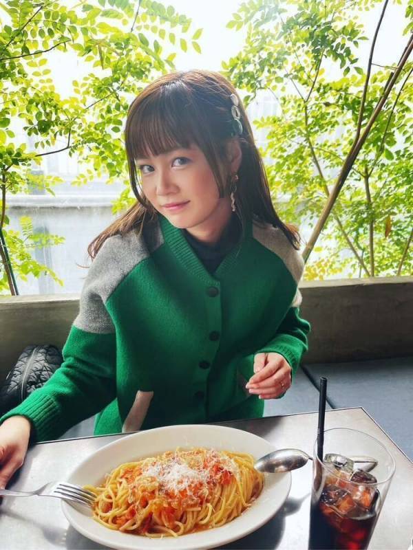 元モー娘。新垣里沙さん、第一子妊娠後期「私の体に起きた変化と本音」告白
