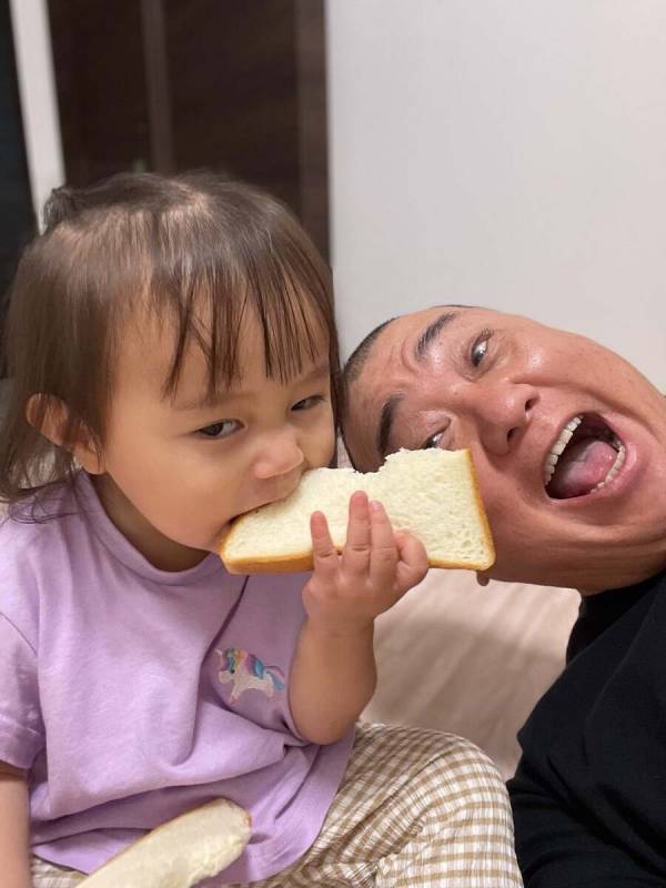 極楽とんぼ・山本さんが未来の娘へ贈るバースデーカード「78歳ですよ！まだまだでしょ！」「20歳までは絶対頑張らないといけない」