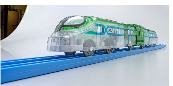 こ...これは！絶対ゲットしたい！ファミマカラーの限定プラレールが当たる！鉄道好きキッズ歓喜の「プラレールくじ」が登場