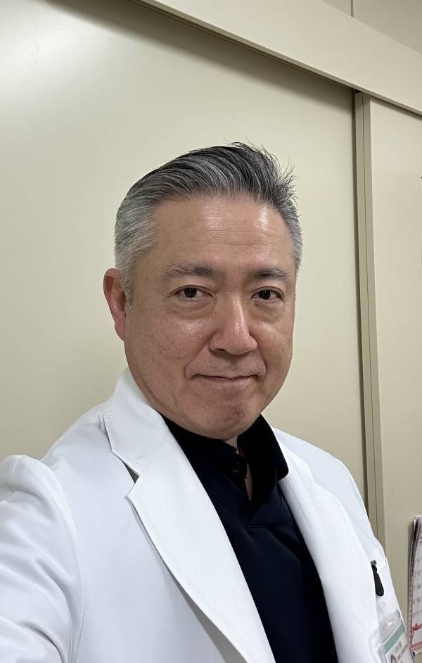 「首が！」2歳児の首にシートベルトが絡まる。緩めようとするも締まっていき…母親が取った行動は
