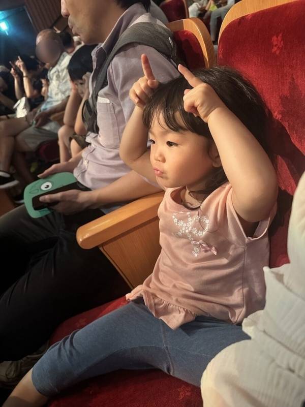 「怖い！」と泣きそうだった3歳がまさかの変化。体験型リアル恐竜ショー「恐竜パーク」に親子で行ってみた