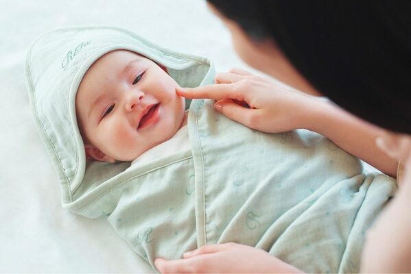 あのReFaが、まさかの赤ちゃん向けブランドを発表「出産祝いで喜ばれそう！」繊細な毎日に寄り添う「ReFa BABY」